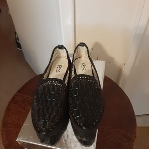 Lady culture black shoes